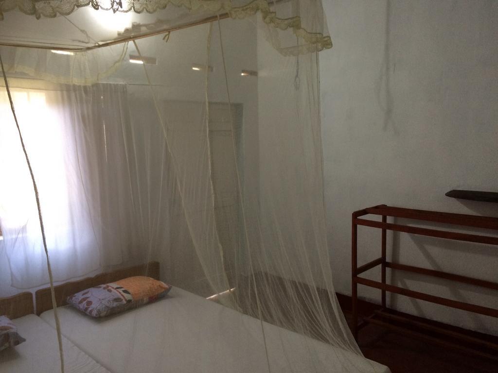 Hotel Surf & Yoga Arugam Bay Zimmer foto