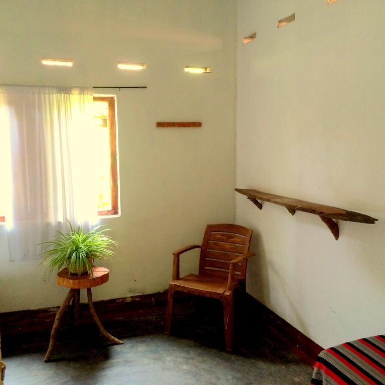 Hotel Surf & Yoga Arugam Bay Zimmer foto